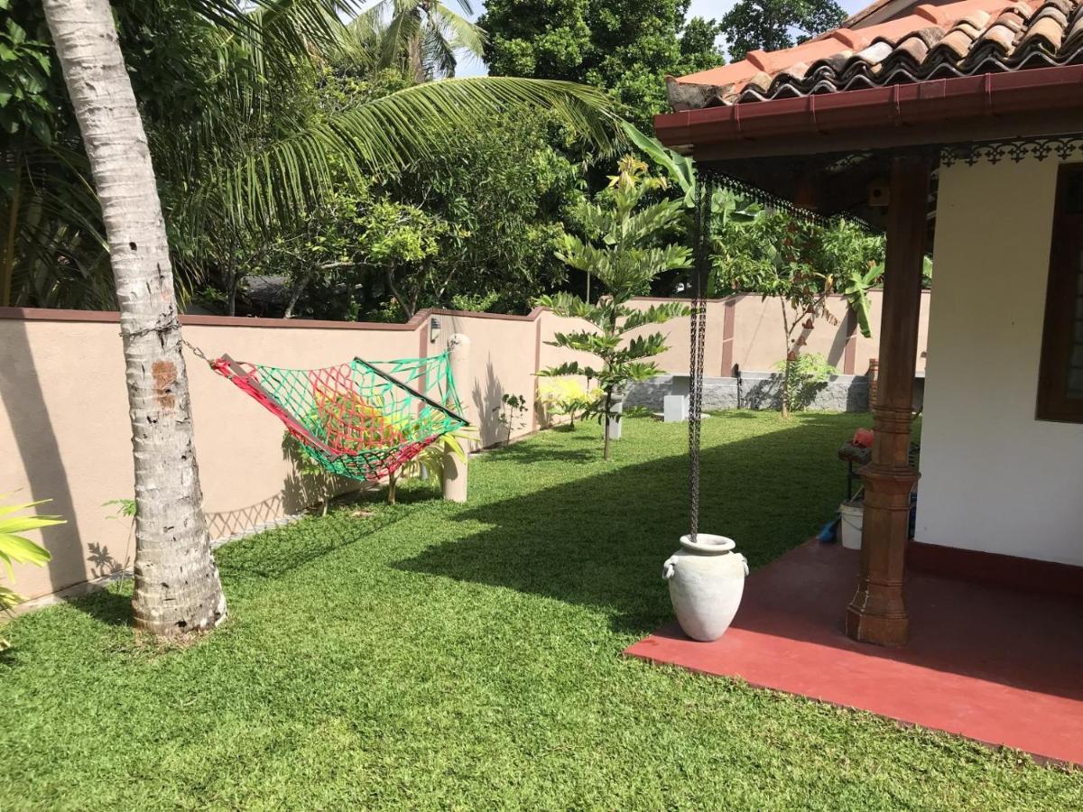Villa Bubble Sea Unawatuna Exterior photo